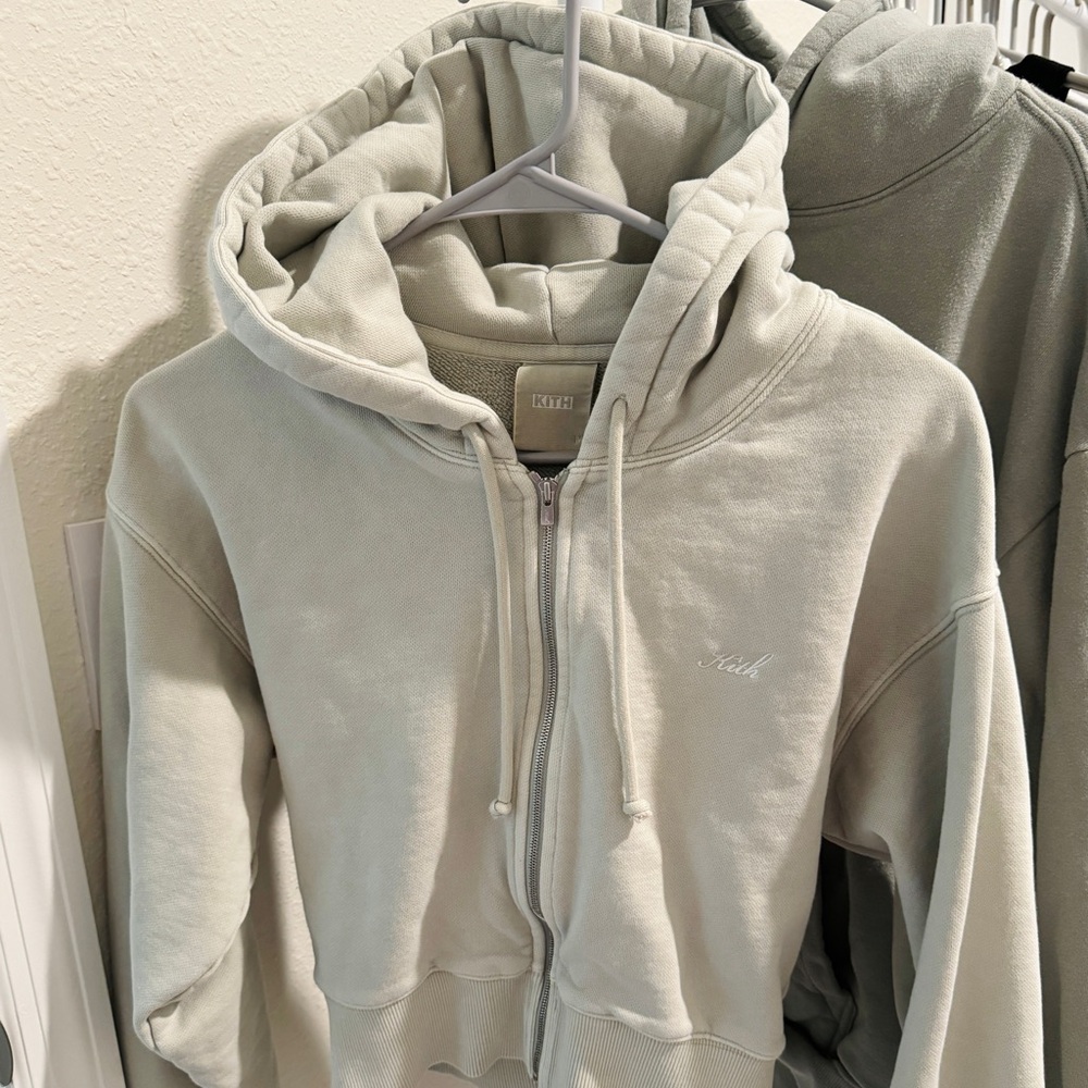 KITH Zip-Up Crop Hoodie in Sage - M